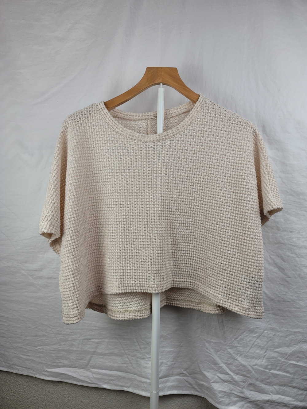 SHEIN Cream Waffle-Knit Cropped Short Sleeve Top